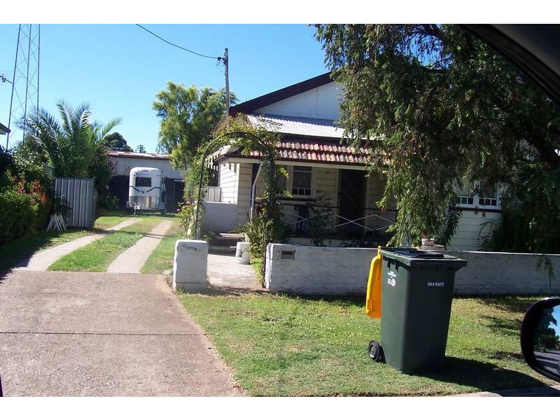 13 Condon Avenue, Cessnock NSW 2325