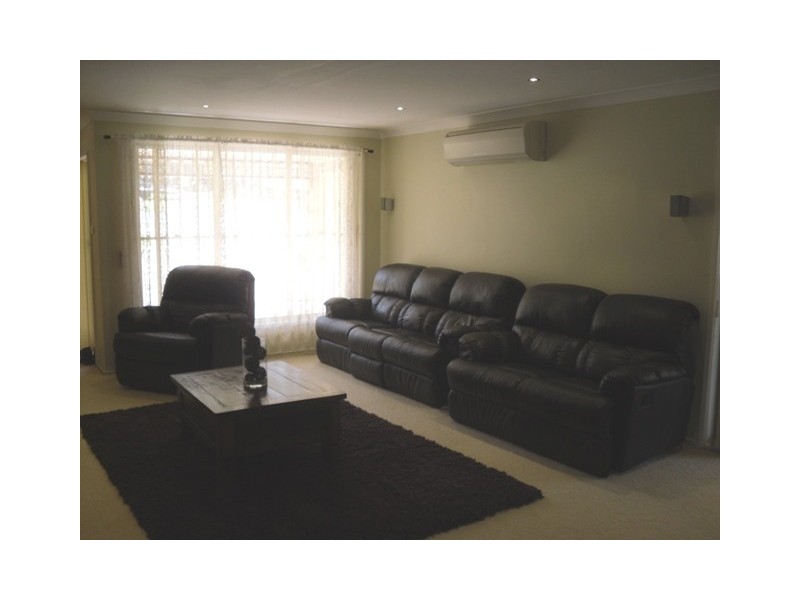 15 Lavender St, Cessnock NSW 2325