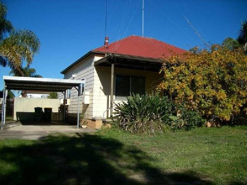 3 Gordon Ave, Cessnock NSW 2325
