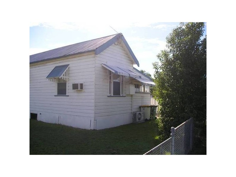 12 Nelson Street, Cessnock NSW 2325