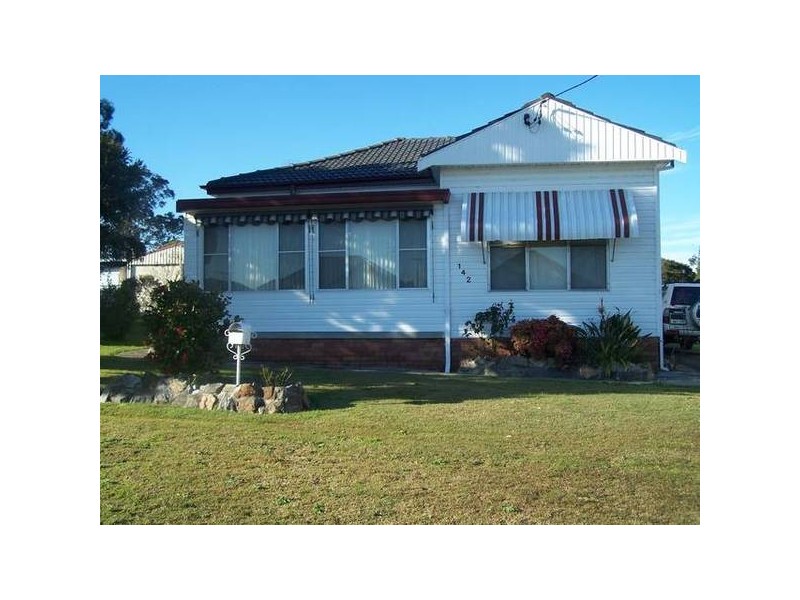 Deakin, Kurri Kurri NSW 2327