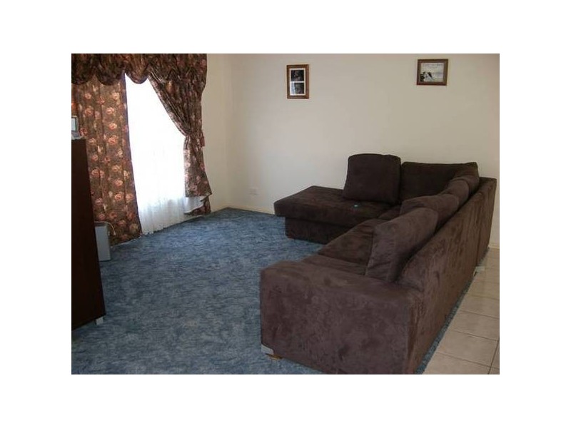 1a Tenth Street, Weston NSW 2326