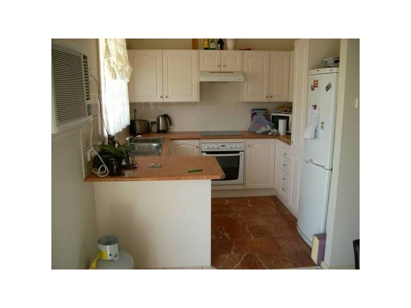 1a Tenth Street, Weston NSW 2326