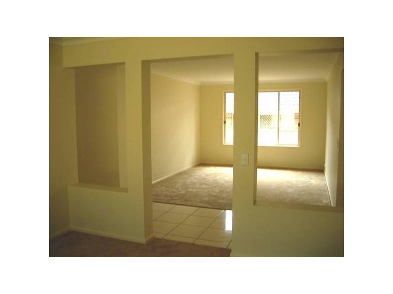 18 Casson Ave, Cessnock NSW 2325