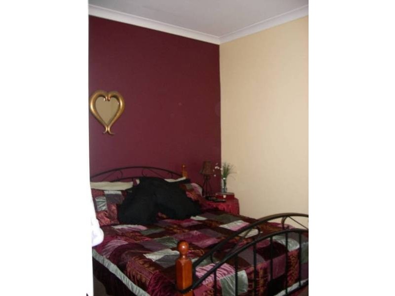 34 Wollombi Rd, Cessnock NSW 2325