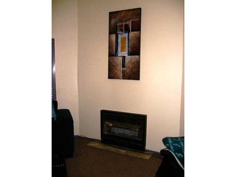 34 Wollombi Rd, Cessnock NSW 2325