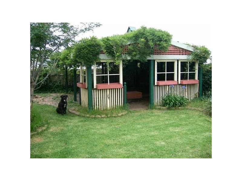 9 Comfort Ave, Cessnock NSW 2325