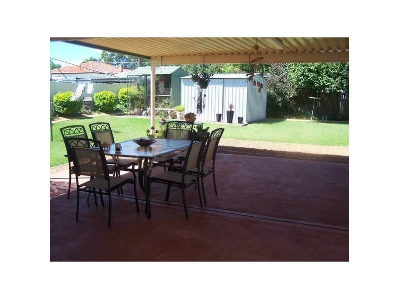 16 Swanson Street, Weston NSW 2326