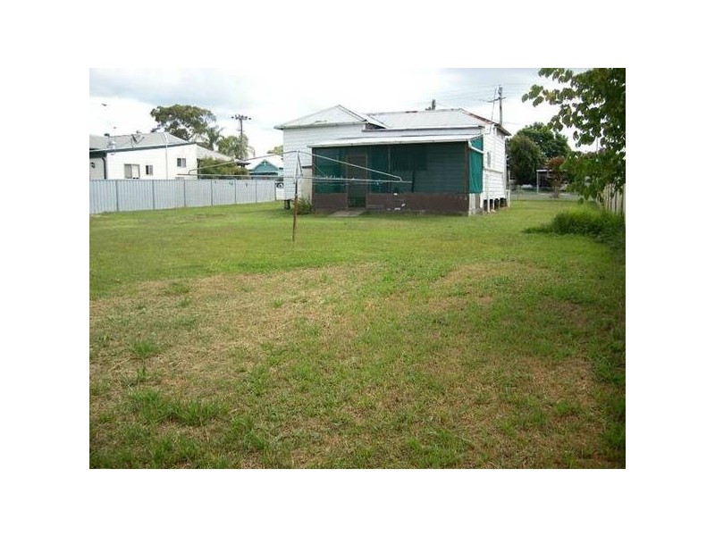 55 Wollombi Rd, Cessnock NSW 2325