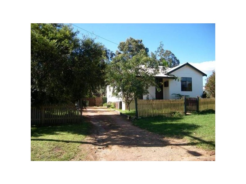 12 Jeffries Street, Kearsley NSW 2325