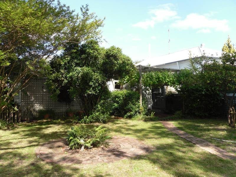 18 Hall Street, Weston NSW 2326