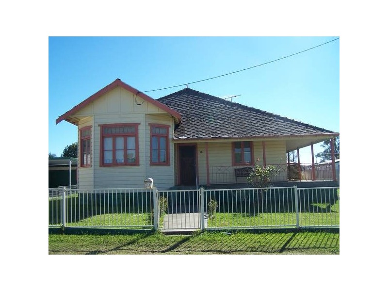 11 Swanson Street, Weston NSW 2326