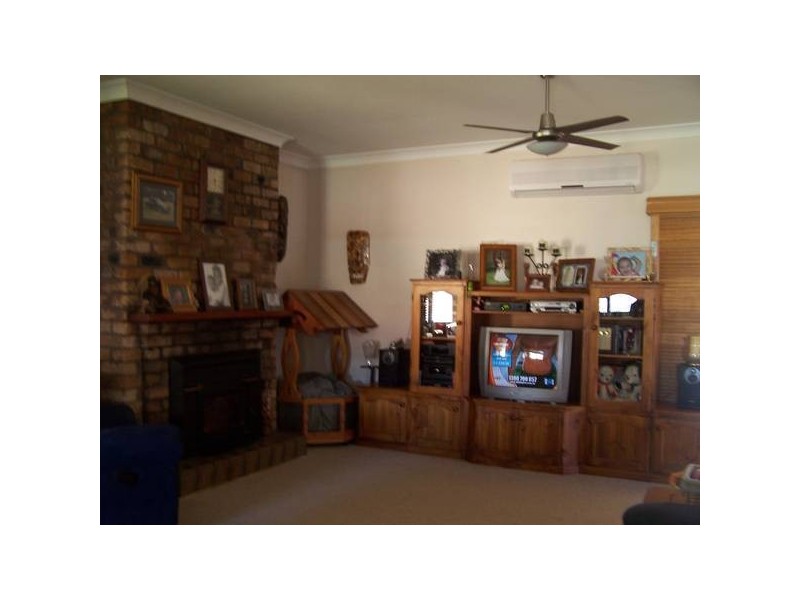 68 Maitland Street, Abermain NSW 2326