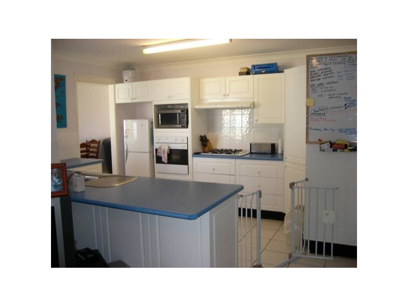 14 Deakin Street, Kurri Kurri NSW 2327