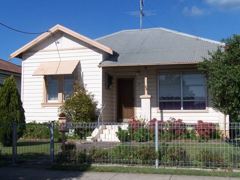 32 Lang Street, Kurri Kurri NSW 2327