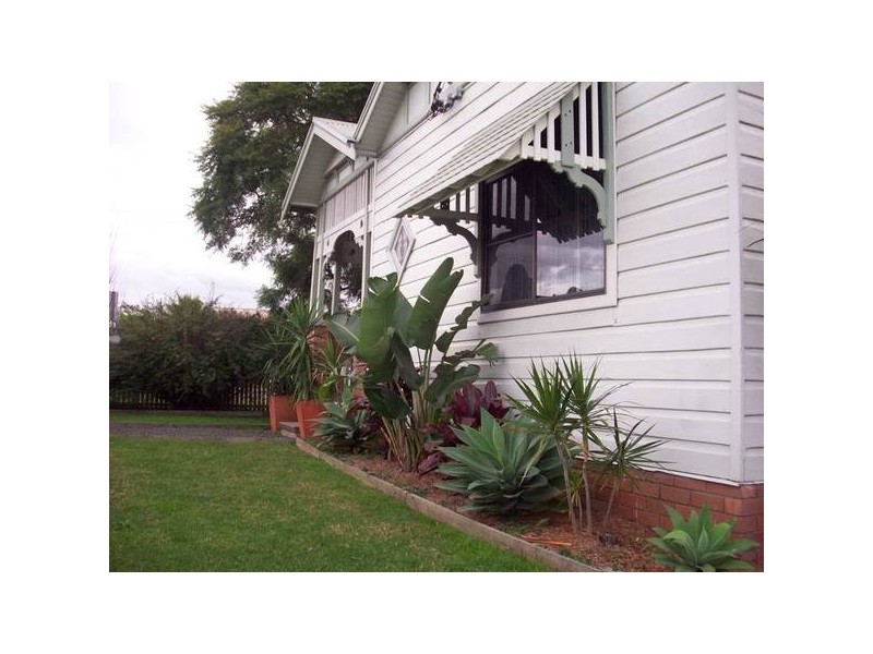 25 Lang Street, Kurri Kurri NSW 2327