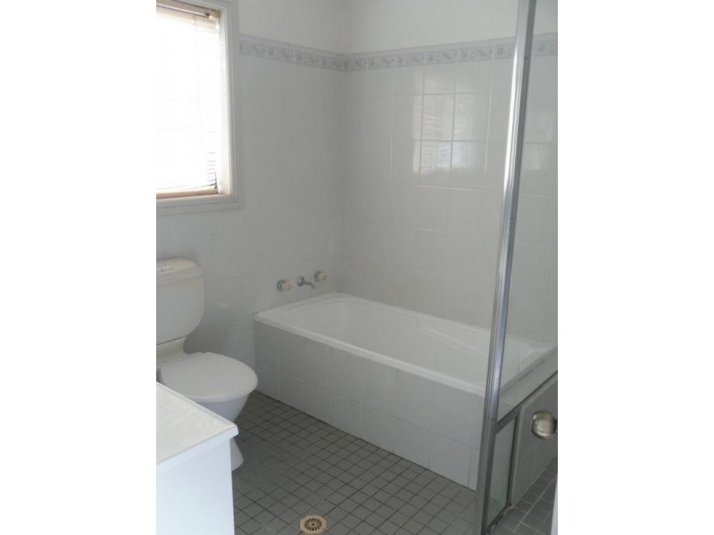 24 Evatt Street, Pelaw Main NSW 2327