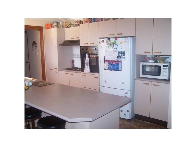 32 Evatt Street, Pelaw Main NSW 2327