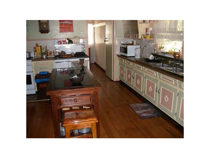 16 Ellalong Road, Pelton NSW 2325