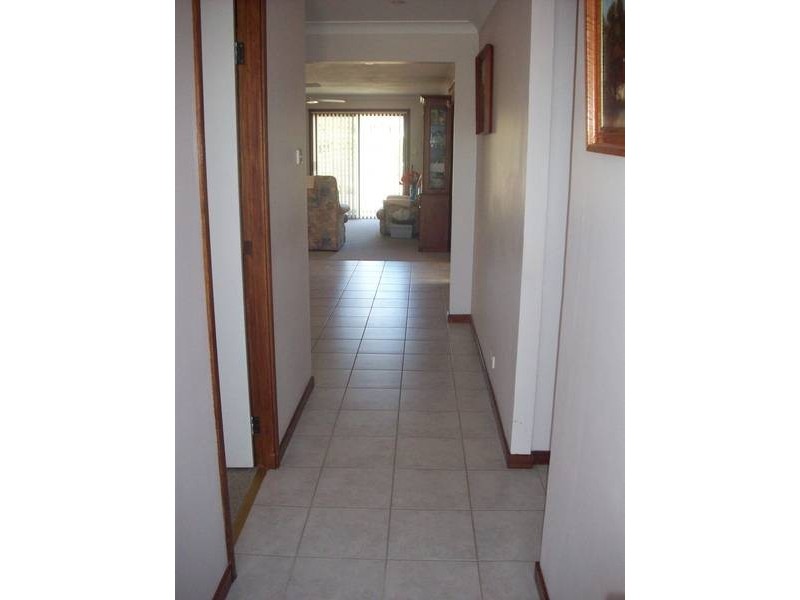 15 Centre St, Greta NSW 2334