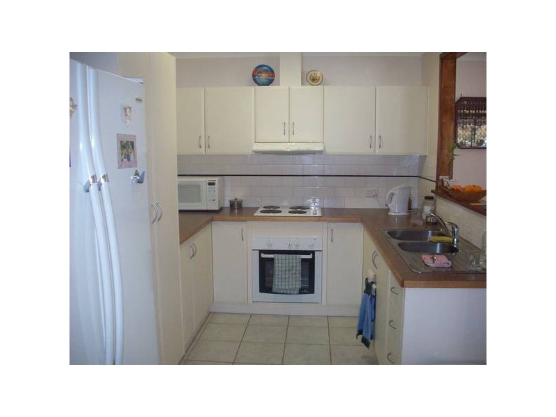 15 Centre St, Greta NSW 2334