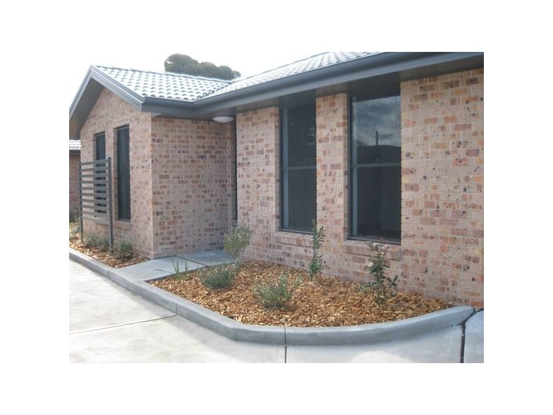 1 & 2/439 Wollombi Road, Bellbird NSW 2325