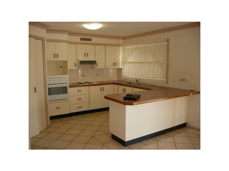 2/30 Links Avenue, Cessnock NSW 2325