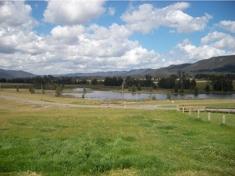 85 Wollombi Road, Millfield NSW 2325