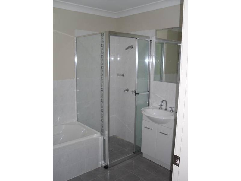 2/37 Armidale Street, Abermain NSW 2326