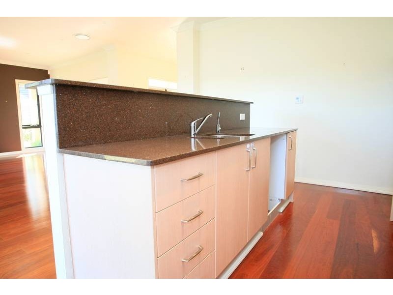 24 Mahogany Drive, Rothbury NSW 2320