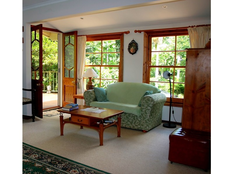 98 geissmann dr, North Tamborine QLD 4272