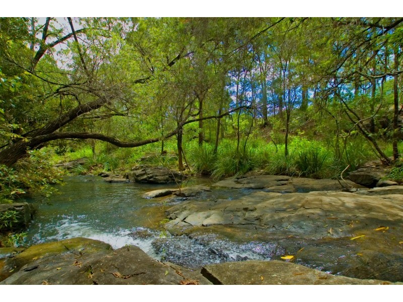 35 WATERFALL DR, Wongawallan QLD 4210