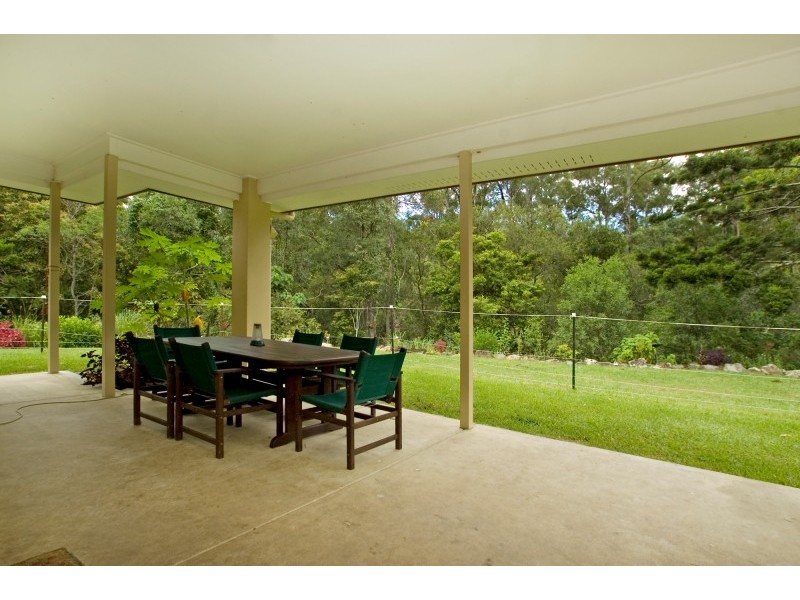 35 WATERFALL DR, Wongawallan QLD 4210