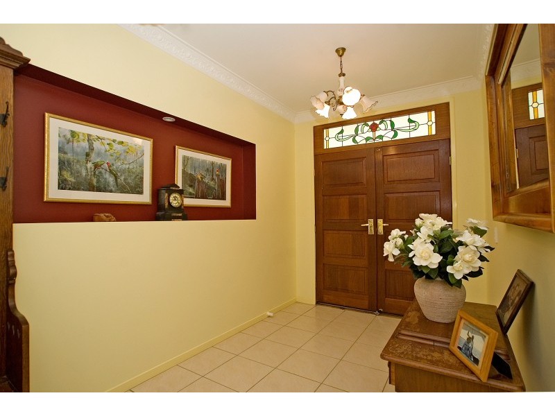 35 WATERFALL DR, Wongawallan QLD 4210