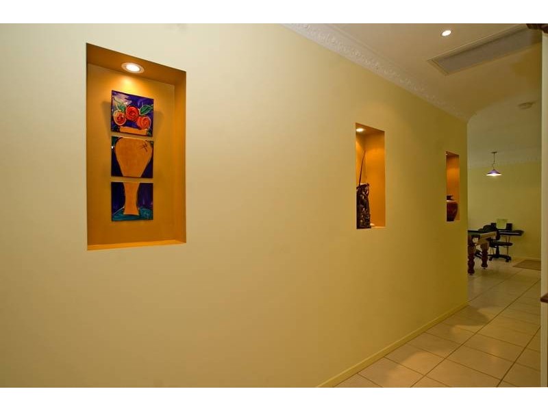 35 WATERFALL DR, Wongawallan QLD 4210