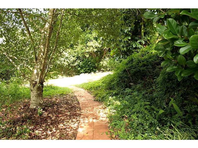 9 Winema Dr, North Tamborine QLD 4272