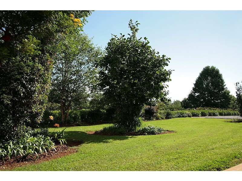 266 long road, North Tamborine QLD 4272