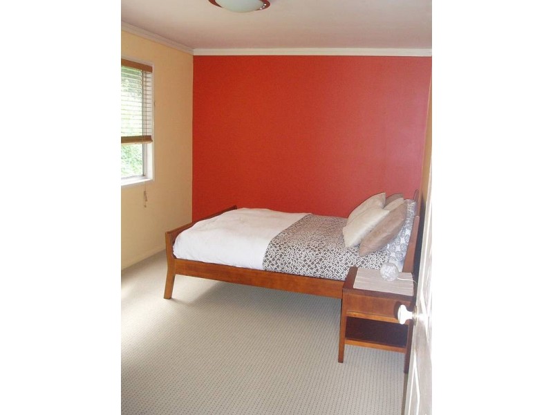 Eagle Heights QLD 4271