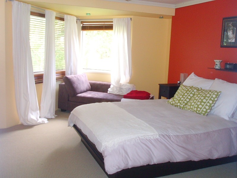 Eagle Heights QLD 4271