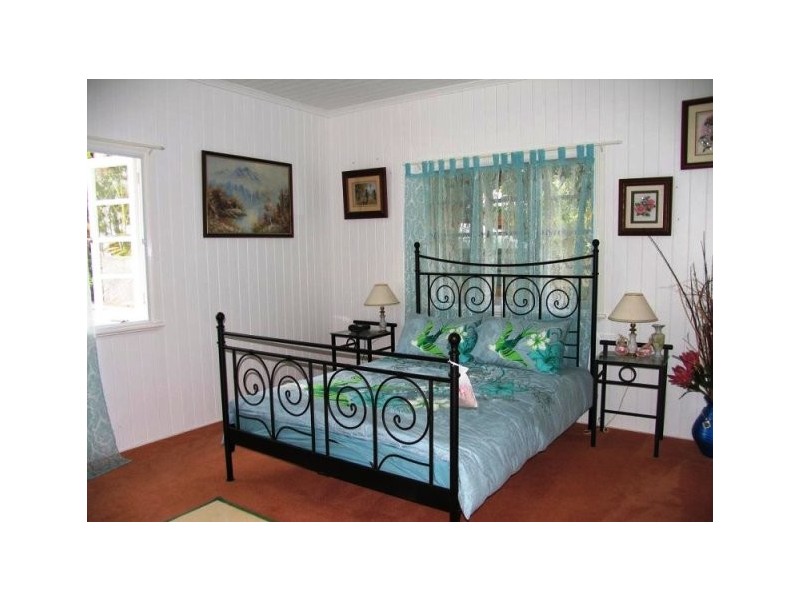 Eagle Heights QLD 4271