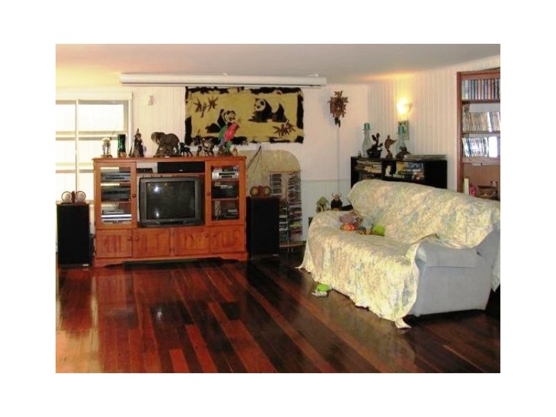 Eagle Heights QLD 4271