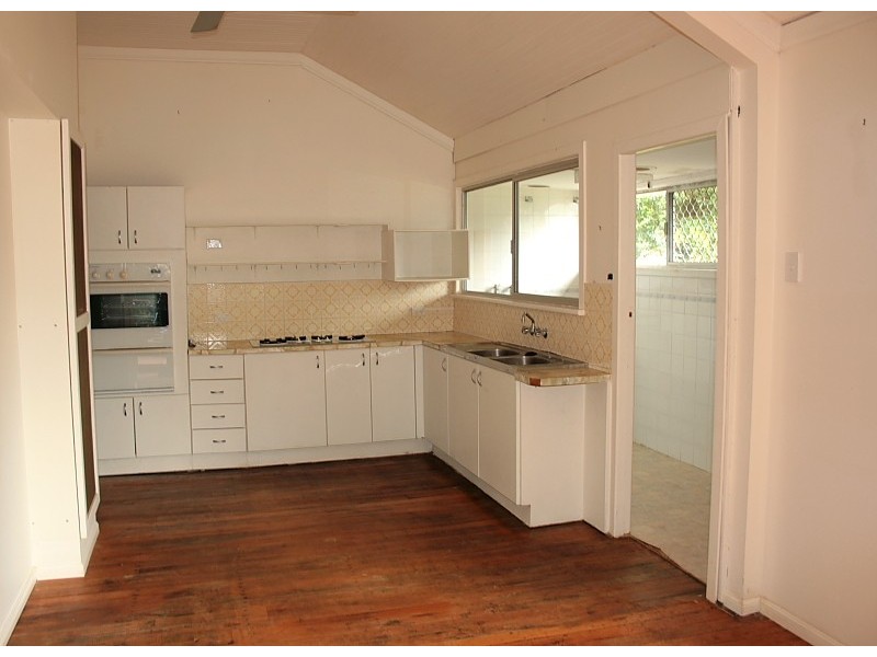 Eagle Heights QLD 4271