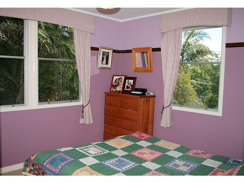 16 Mayon Court, Eagle Heights QLD 4271