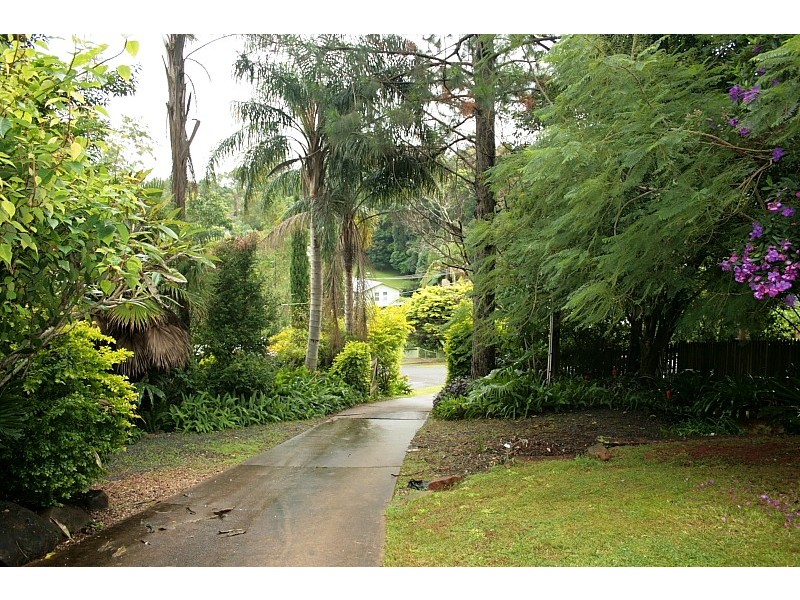 13 Mayon Court, Eagle Heights QLD 4271