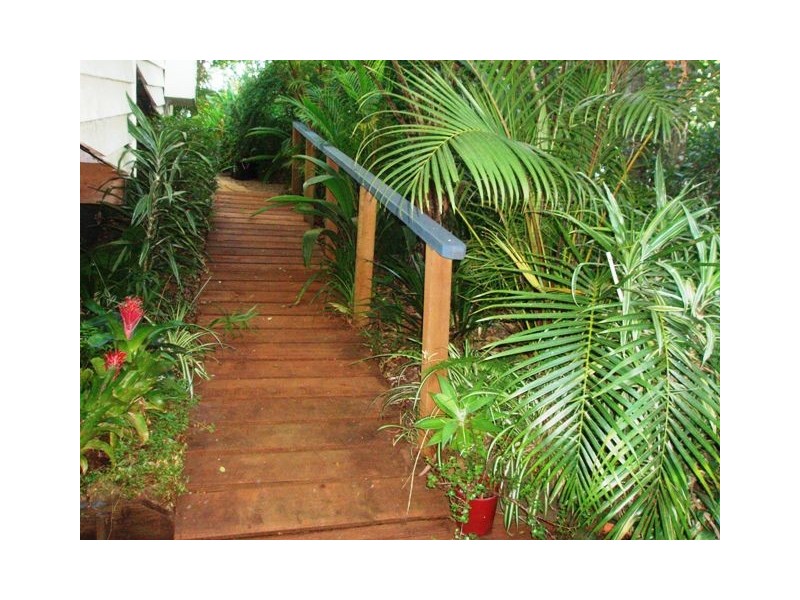 Eagle Heights QLD 4271