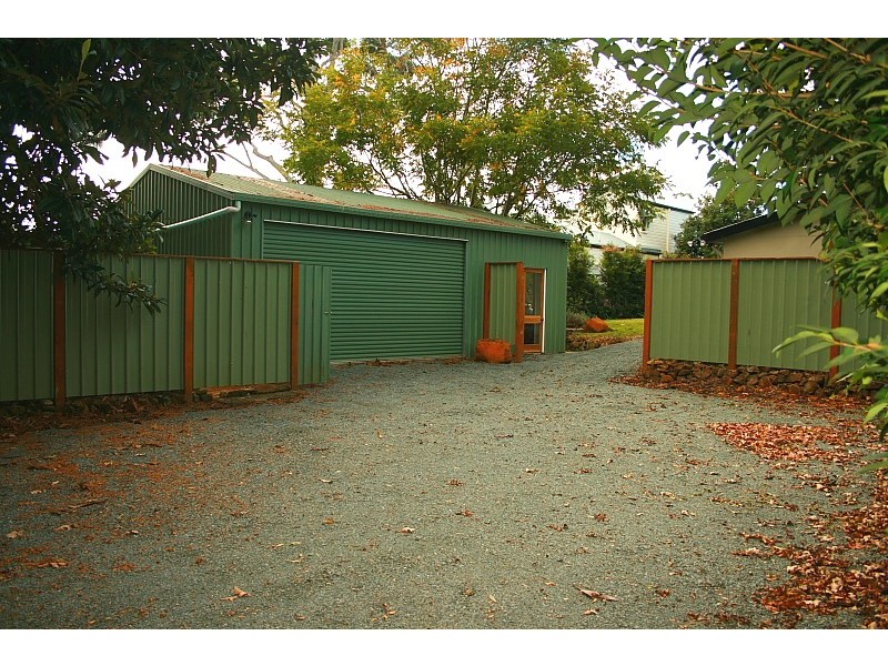 37-39 Central Avenue, Eagle Heights QLD 4271