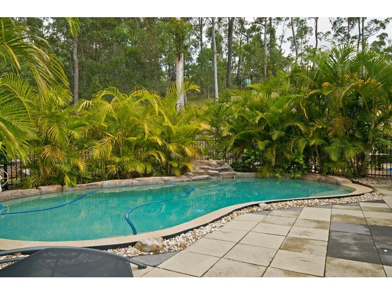 31 Pinnacle Dr, Wongawallan QLD 4210