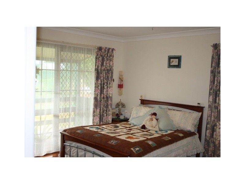 Eagle Heights QLD 4271