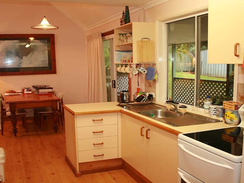 6 Mayon Court, Eagle Heights QLD 4271