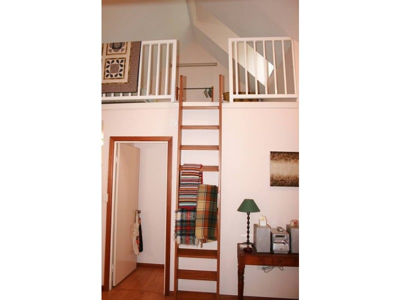 6 Mayon Court, Eagle Heights QLD 4271